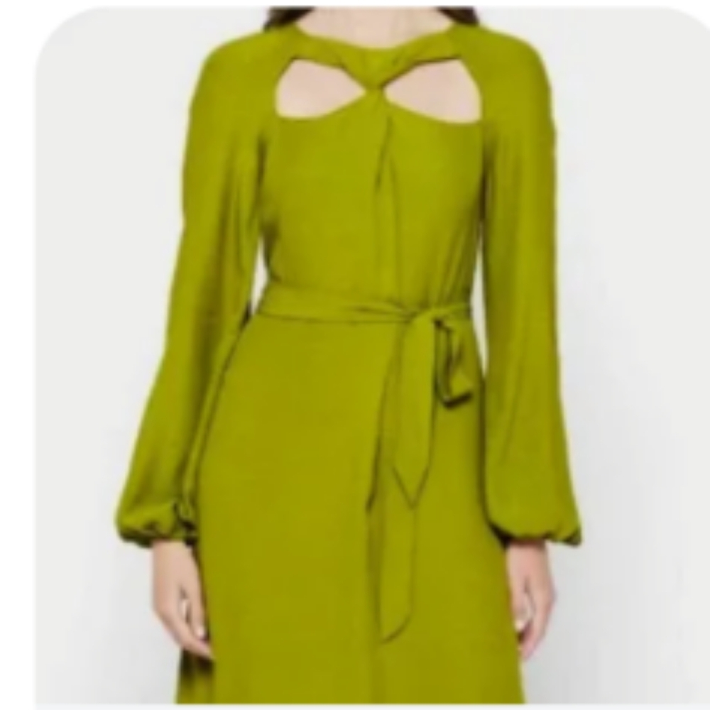 Green front cut out mini dress